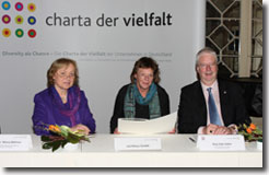 charta der vielfalt, Prof. Dr. Maria Böhmer, Andrea Egerer startHAUS gGmbH, Jörg-Uwe Hahn
